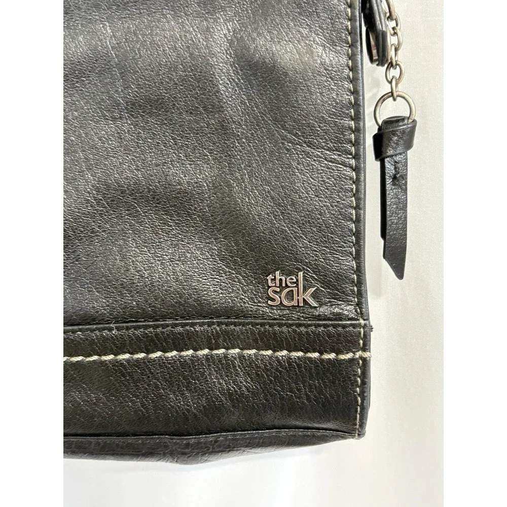 The Sak Iris Leather Three-Way-Wear Crossbody Clutch Black Pebble Leather